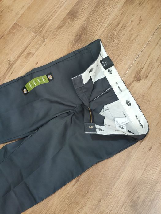 Pantaloni Dickies mărimea 32x32 Slim Straight
