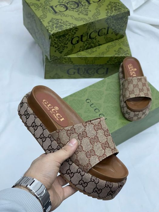 Papucii Damă calitate