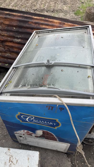Продам морозильник