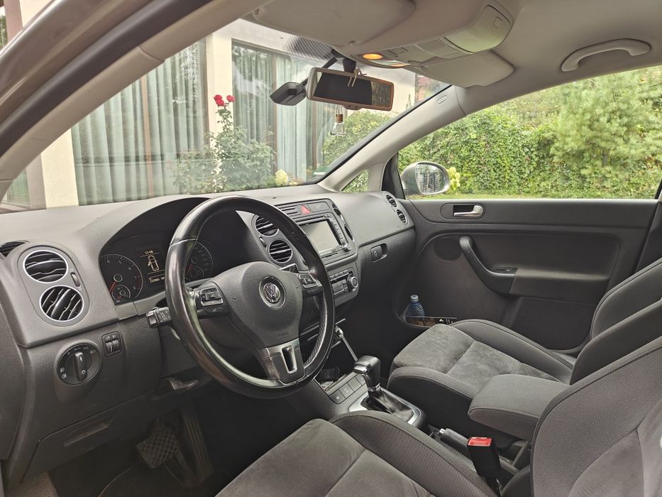 VW Golf Plus 1.4 TSI 122 CP AUTOMATĂ | Park Assist | Senzori | Scaune încălzite