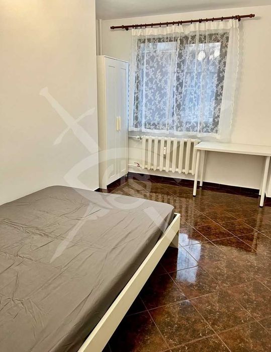 Дава се под наем Четиристаен апартамент в София, Център - 140 кв.м за 850 € - Снимка #1
