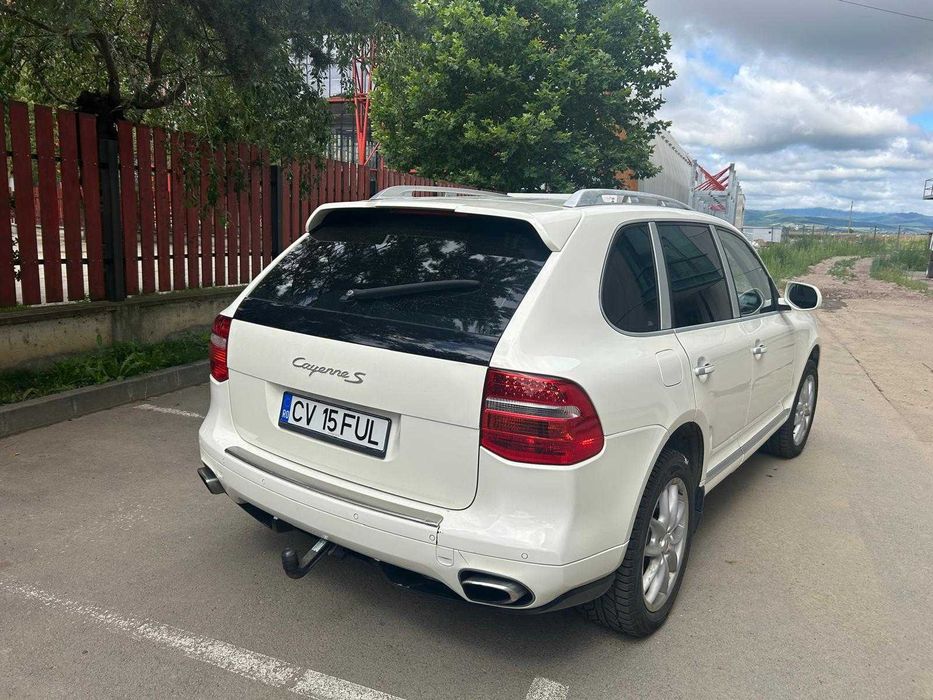 Vănd Porsche Cayenne S