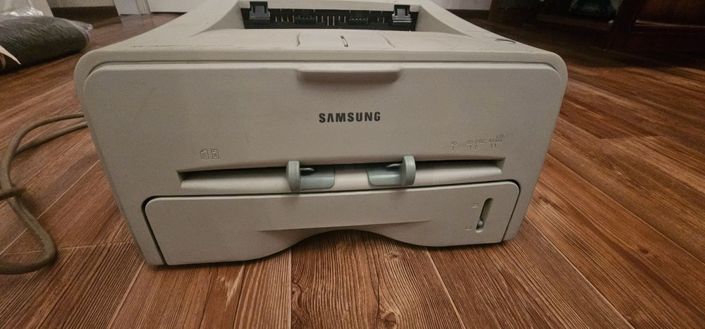 Лазерный принтер Samsung ML-1520P