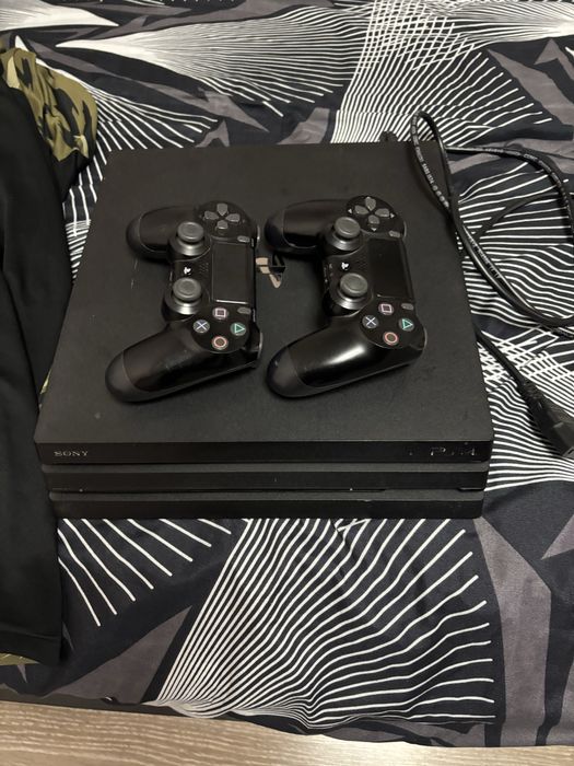 Playstation 4 pro  1 Tr
