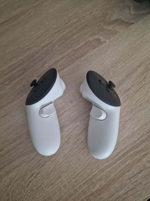 Vând ochelari vr meta quest 3 512gb