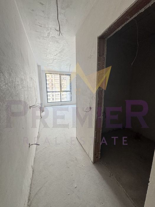 Продава се Тристаен апартамент в София, Полигона - 123 кв.м за 2269 €/кв.м - Снимка #2