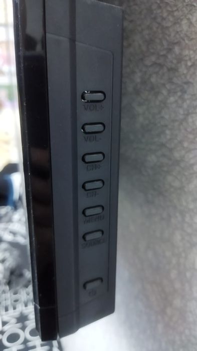 Продам телевизор за 80 000 (договорная)