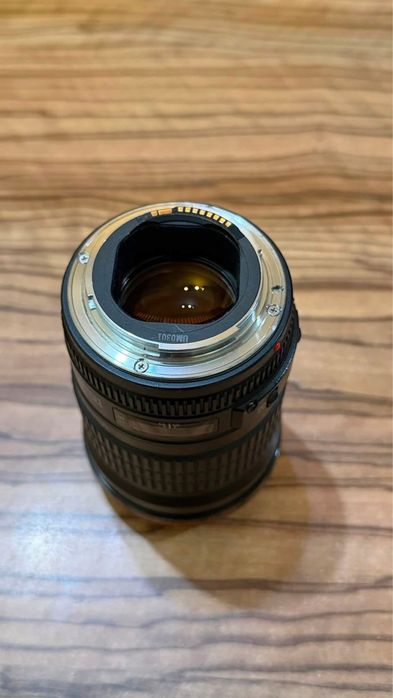 Canon EF 135mm f/2L USM