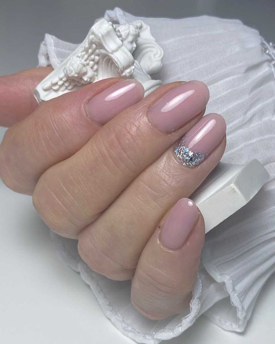 Servicii manichiura cu gel/semi-Cartier Noua