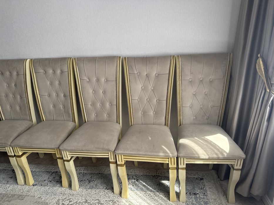 Стулья для гостиной