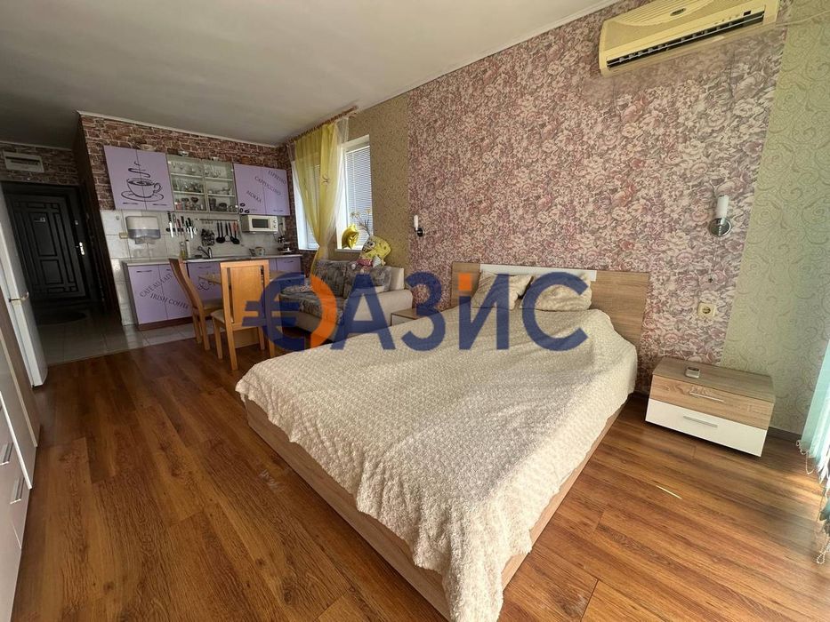 Студио в комплекс „Семирамида Гардънс“, 56 кв.м., Слънчев бряг,