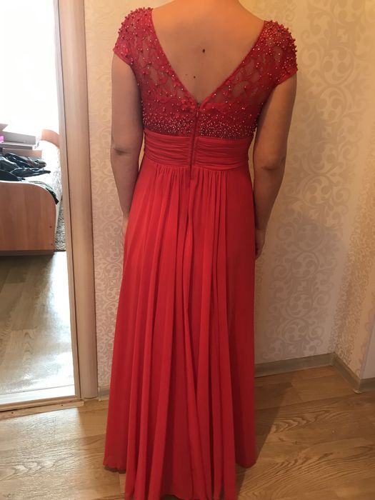 Продам красивое вечернее платье