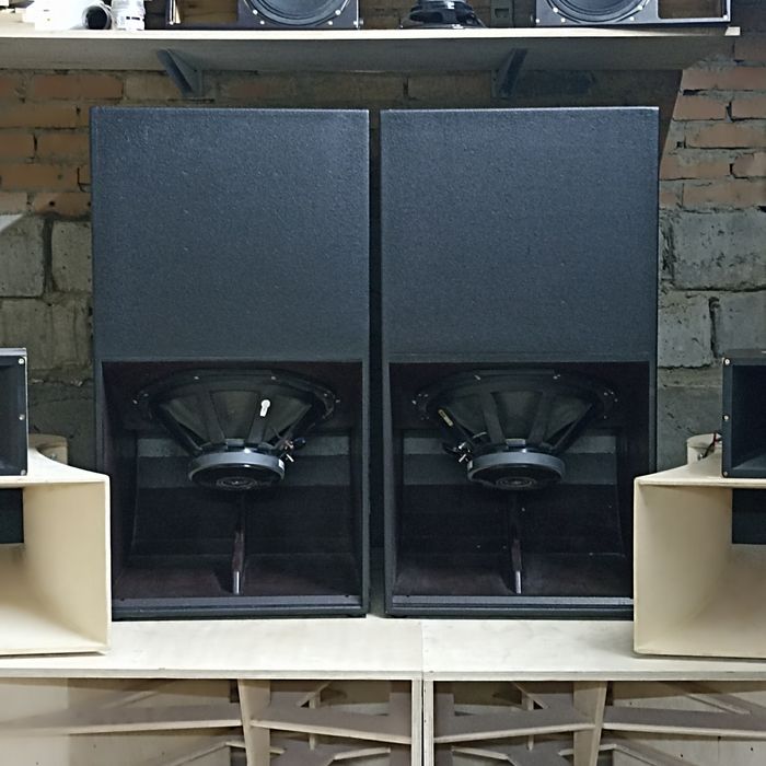 Сабвуферы, акустические системы, рупора