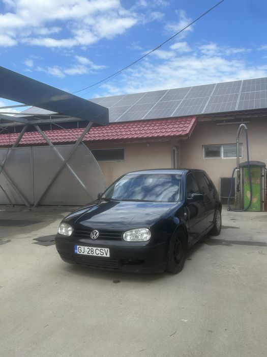 Se vinde vw golf 4 1.9 axr 101 2003