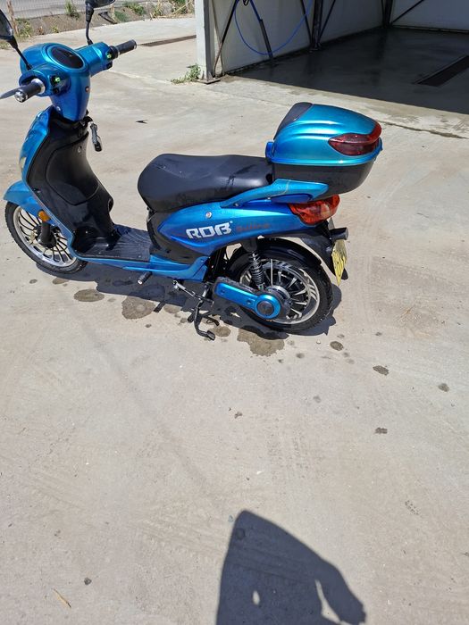 Vând scuter Electric !