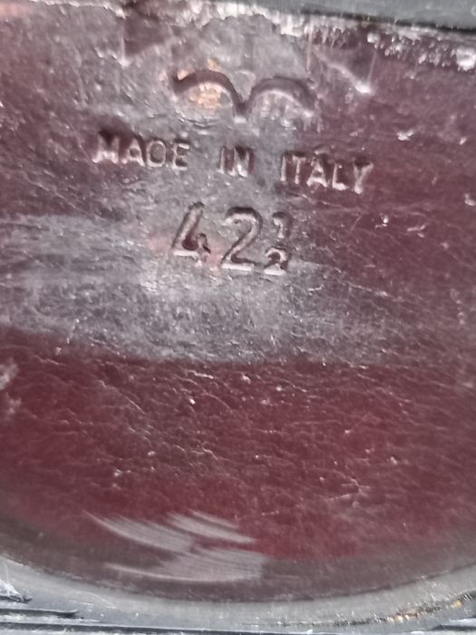 Ghete din piele lăcuita -fabricați Italia