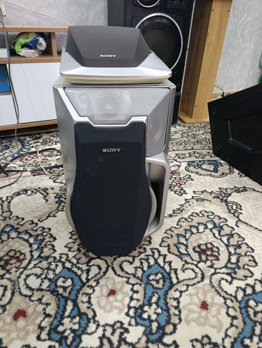 Музыкальный центр Sony vx 8
