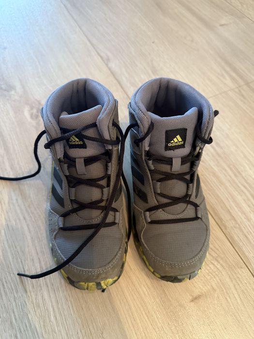 Adidasi copii Terrex marime 32