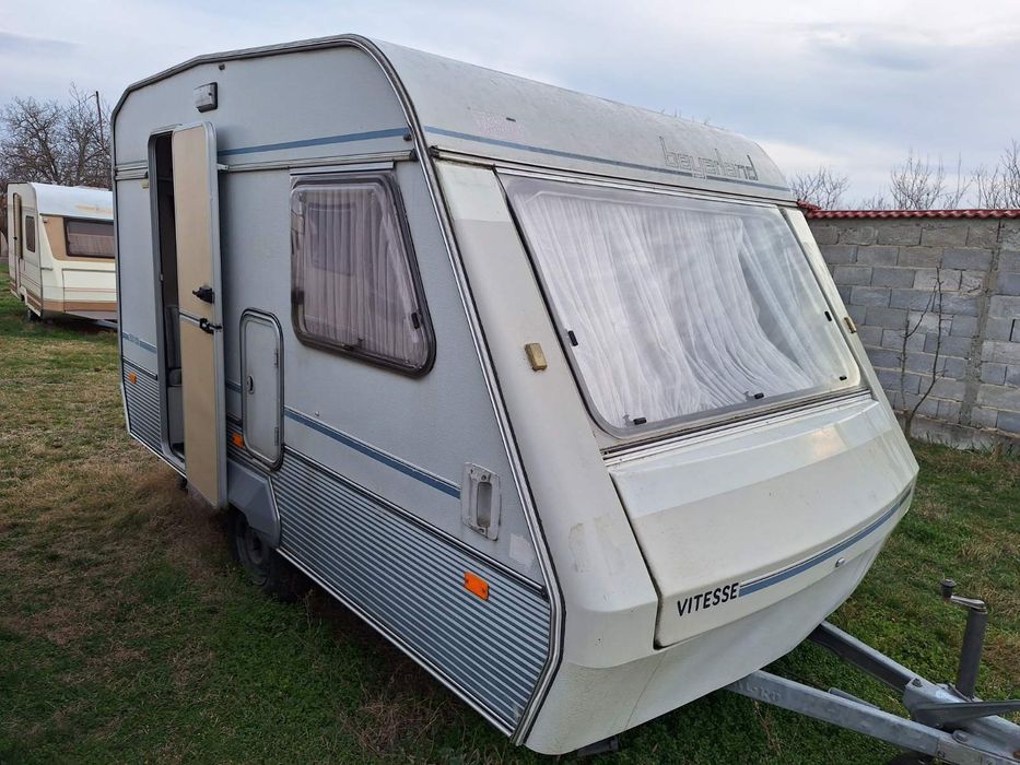 Продавам Каравана