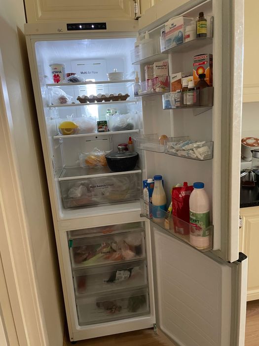 Холодильник LG 190см