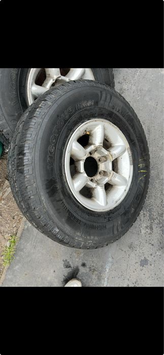Срочно продам комплект колес R15 (диски + шины)