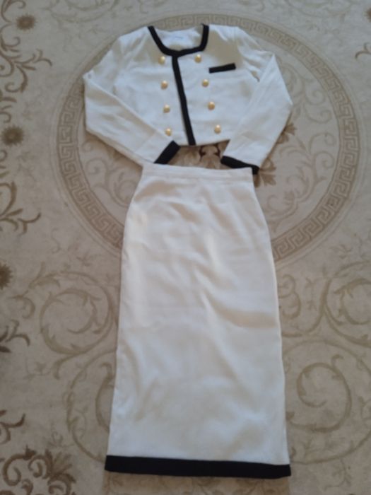 Продается женская двойка