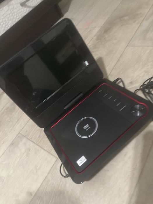 Портативный DVD-плеер AVA PD-204