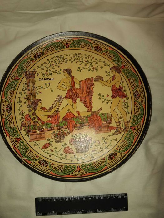 2 декоративни чинии