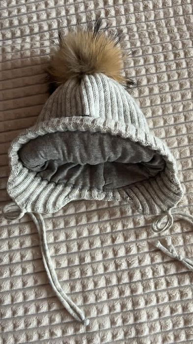 Продается детская шапка очень теплая