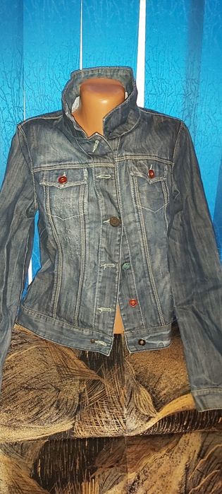 Geaca blugi+ tricou puma+ gentuta