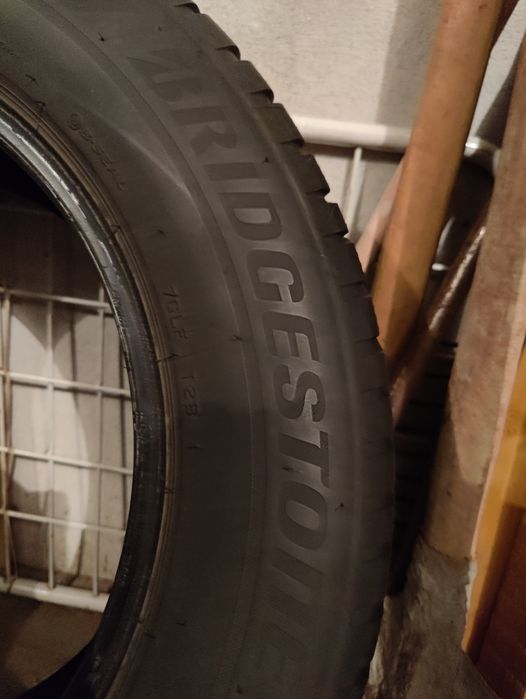 4бр Зимни Гуми Bridgestone BLIZZAK LM001 215/65 R17 99H
