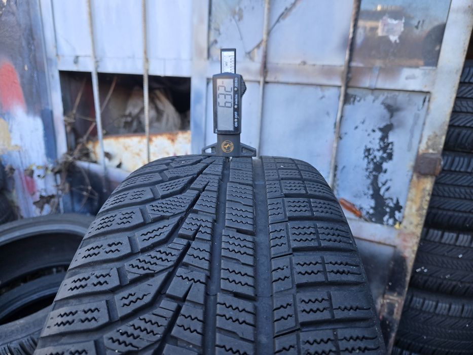 2бр. 215 45 17 Hankook зимни.