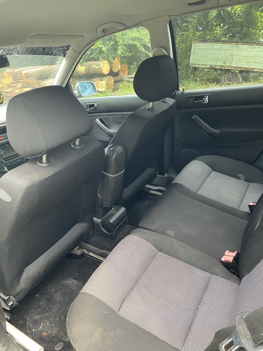 Volkswagen Golf 4 dezmembrari