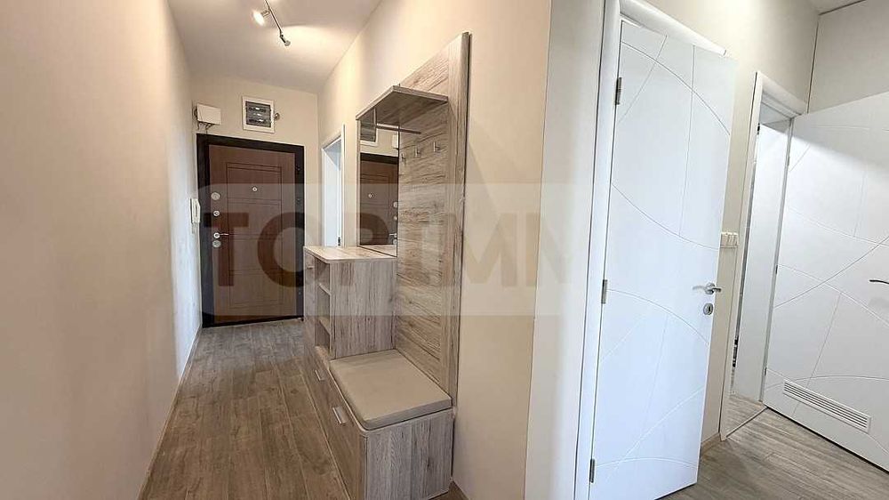 Апартамент с три стаи под наем в квартал Чайка