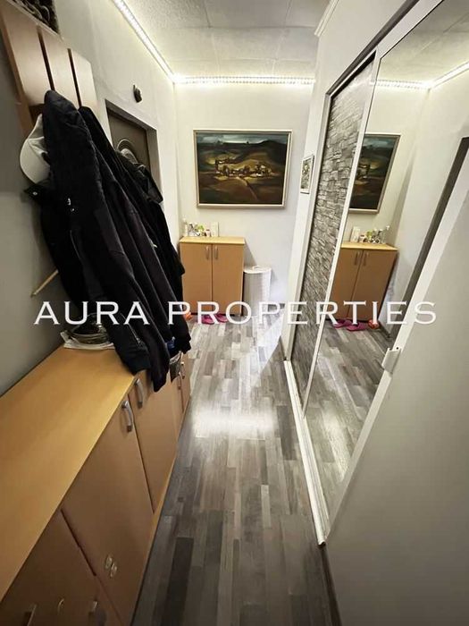 Продава се Двустаен апартамент в Разград, Център - 68 кв.м за 1328 €/кв.м - Снимка #10