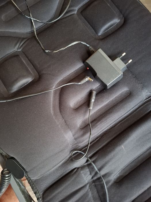 Huse auto / scaun birou cu masaj si incalzire