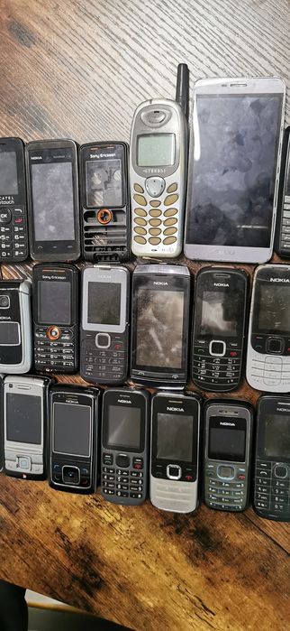 Lot telefoane vechi, nokia, sony, zte, alcatel, samsung