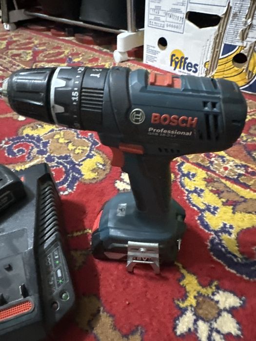 Шуруповерт Bosch