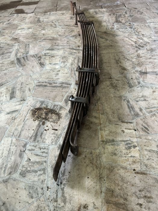 Продам рессоры Зил