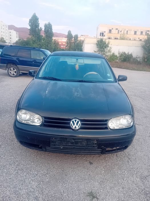Фолксваген Голф 4 1.9 TDI/90 к.с САМО НА ЧАСТИ