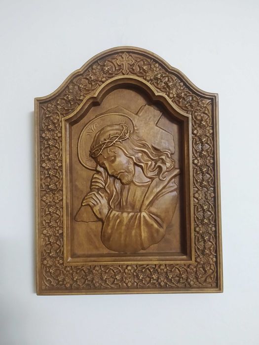 Icoana sculptata in lemn de fag