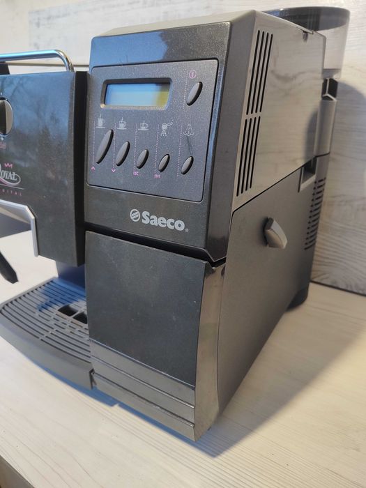 ГАРАНЦИЯ ! Saeco ROYAL Digital / Кафеавтомат - робот