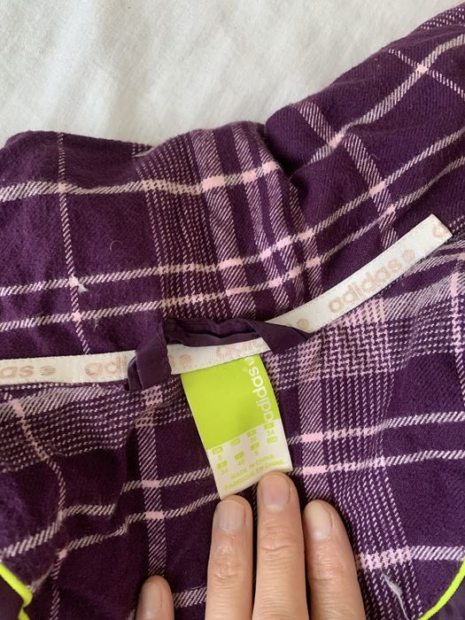 Продаю две жилетки теплые 9мкр