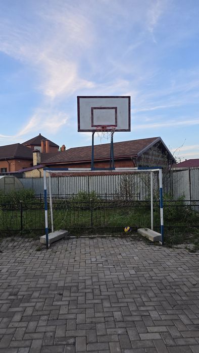 Продам ворота с баскетбольным кольцом