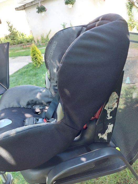 Maxi cosi axiss black
