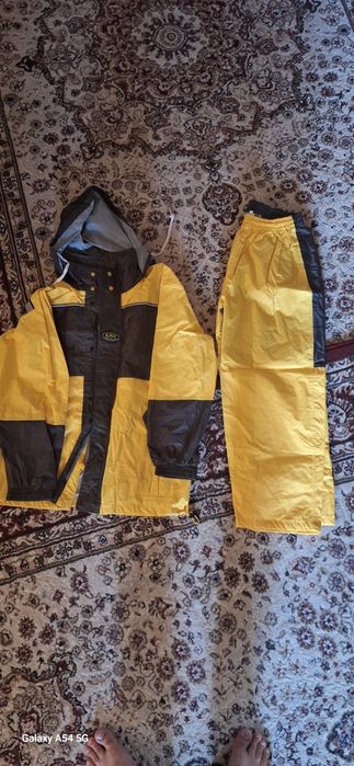 Дождевик пары менен корейский