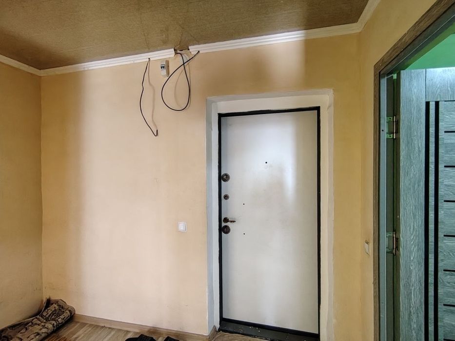 Срочно. Продажа Своя 1 ком Яшнобод 49.900$