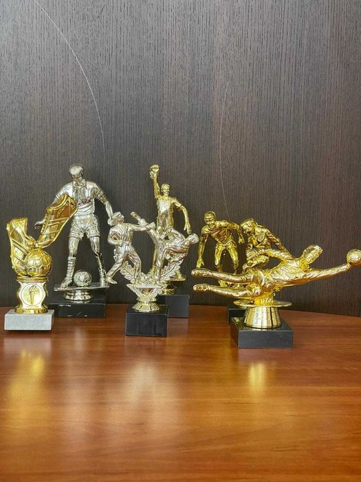 Статуэтки спортивные