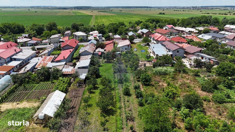 Casă batraneasca cu 3 camere-Oportunitate de Investiție in Domnesti
