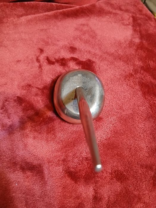 Vechi pix cu suport argintat pentru birou